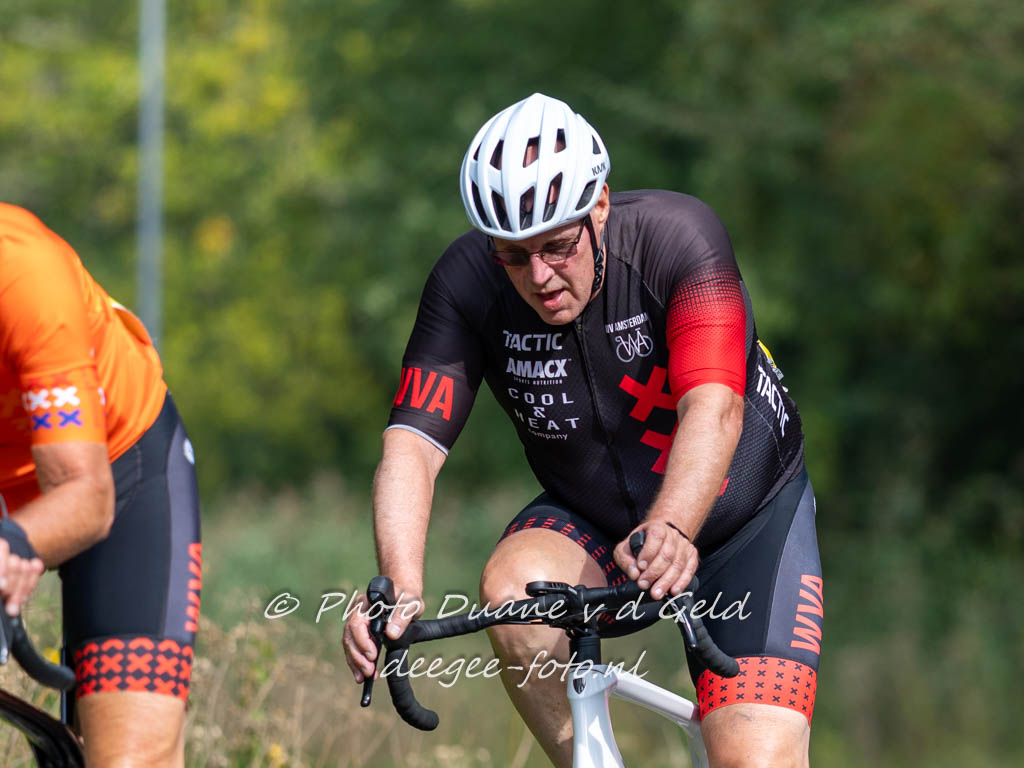 IMG-001863